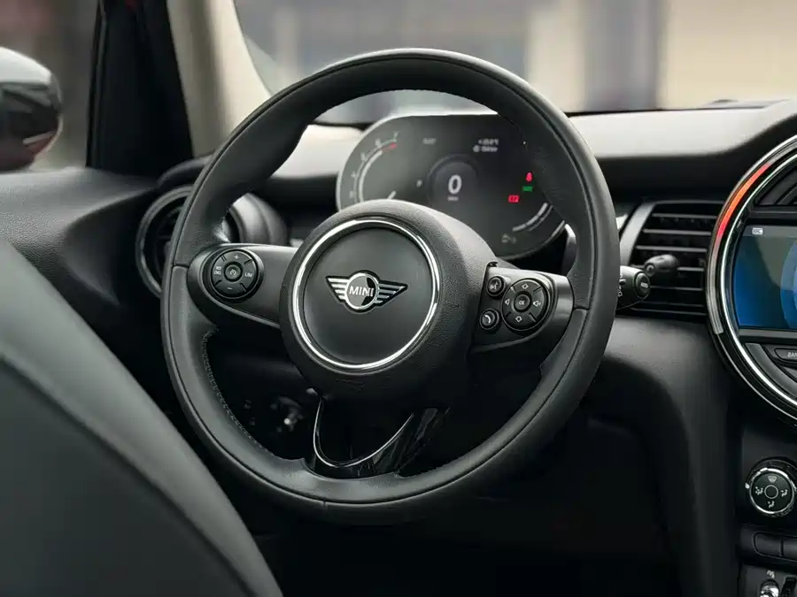 MINI 