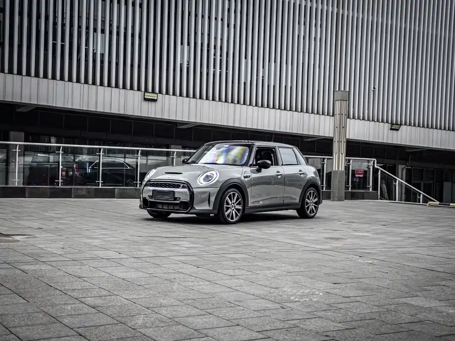 MINI 