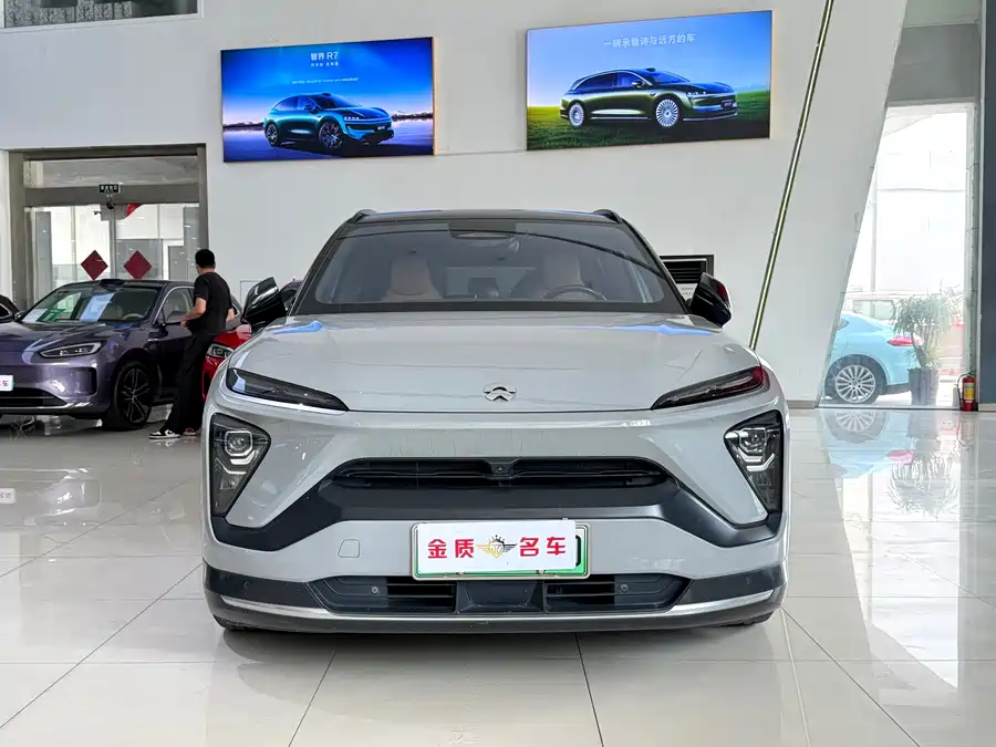 NIO ES6