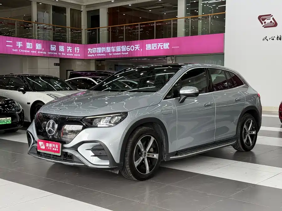 Mercedes Benz EQE SUV