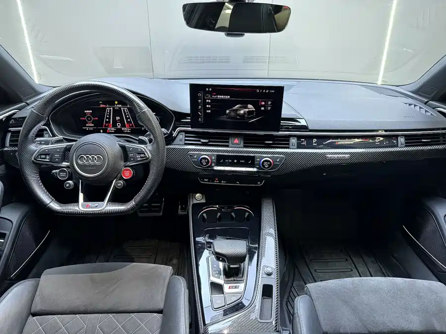 Audi RS 4