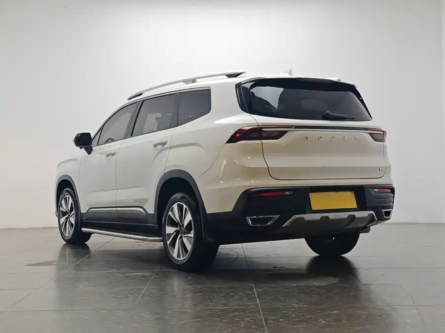 Geely Okavango