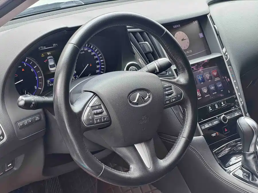 Infiniti Q50L