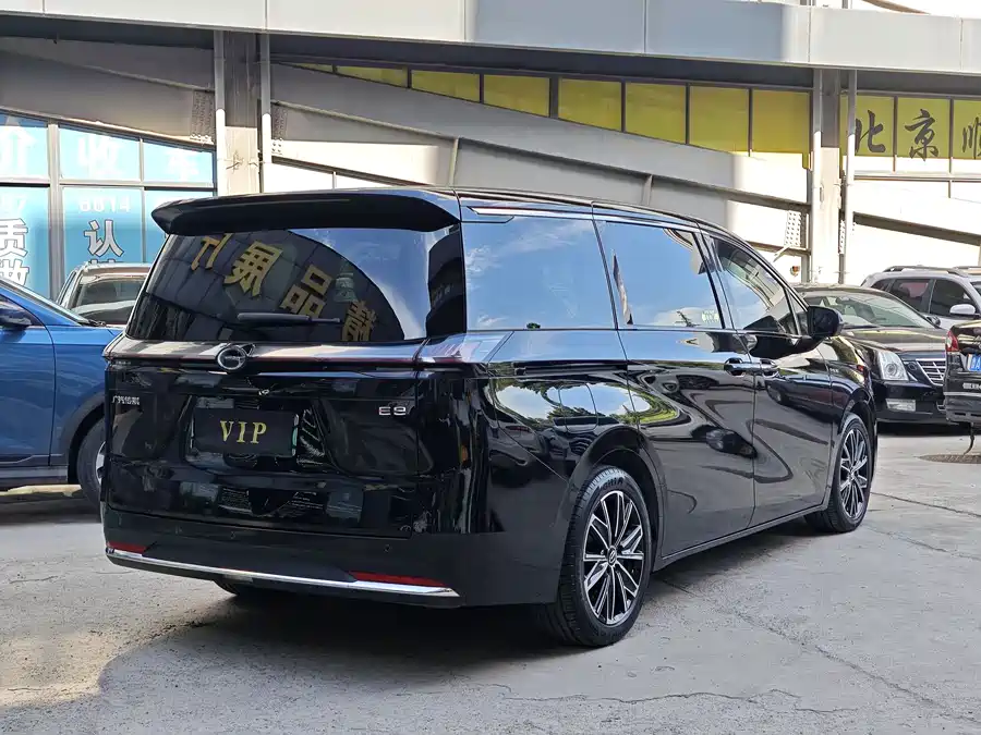 GAC Trumpchi E8 PHEV