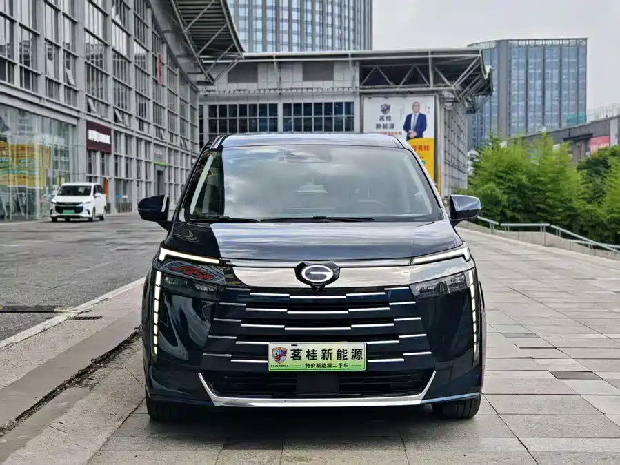 GAC Trumpchi E8 PHEV