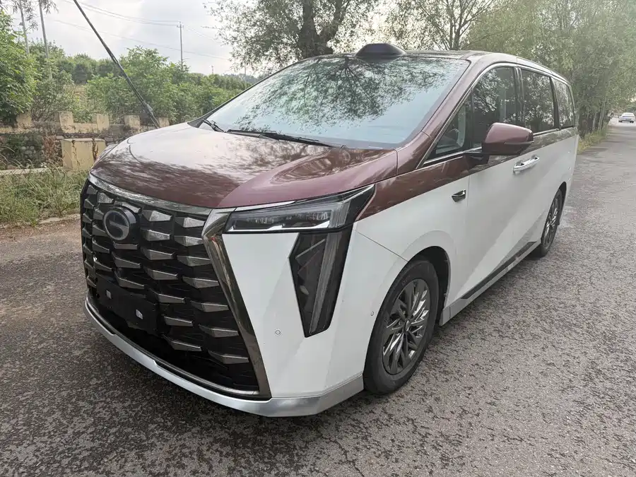 GAC Trumpchi M8