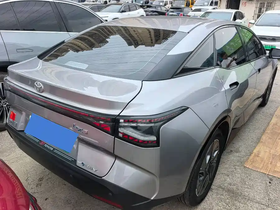 Toyota bZ