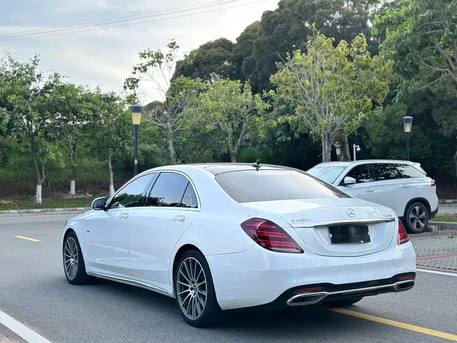 Mercedes Benz S class