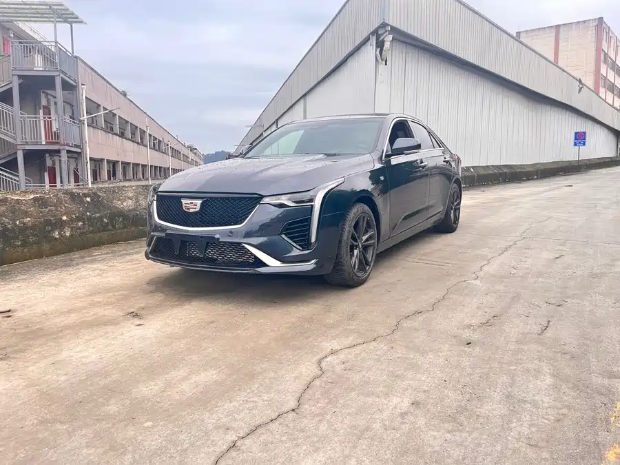 Cadillac CT4
