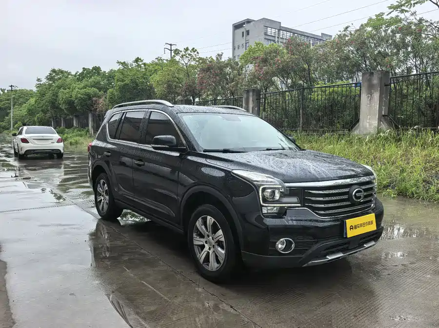GAC Trumpchi GS7