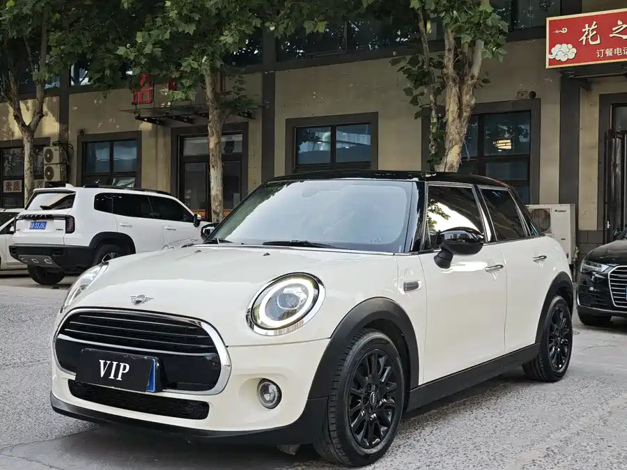 MINI 