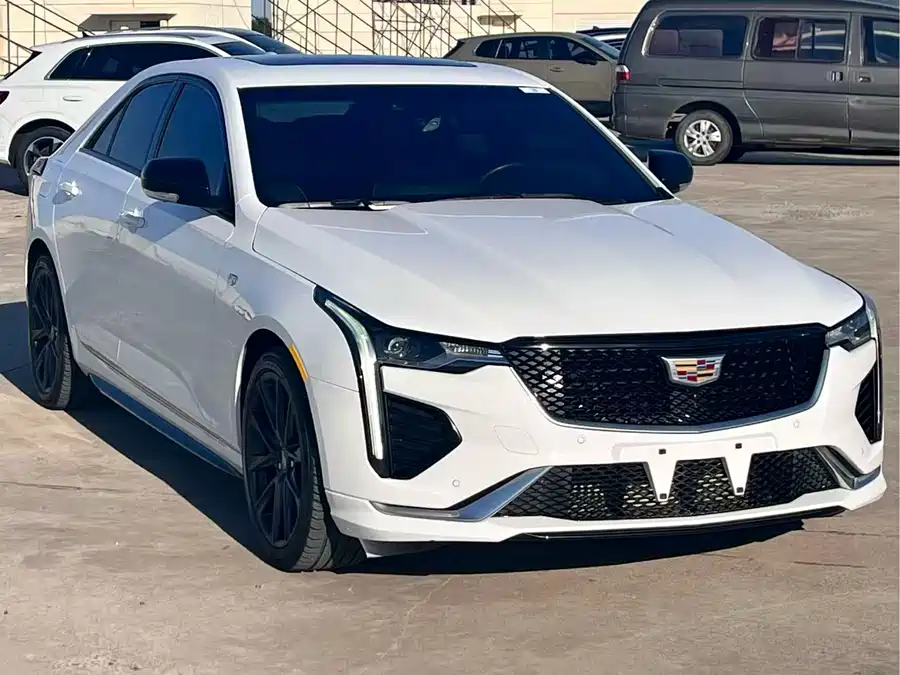 Cadillac CT4
