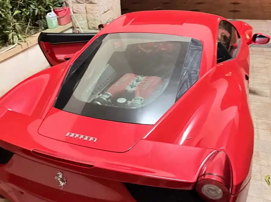 Ferrari 458