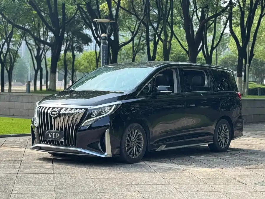 GAC Trumpchi M8