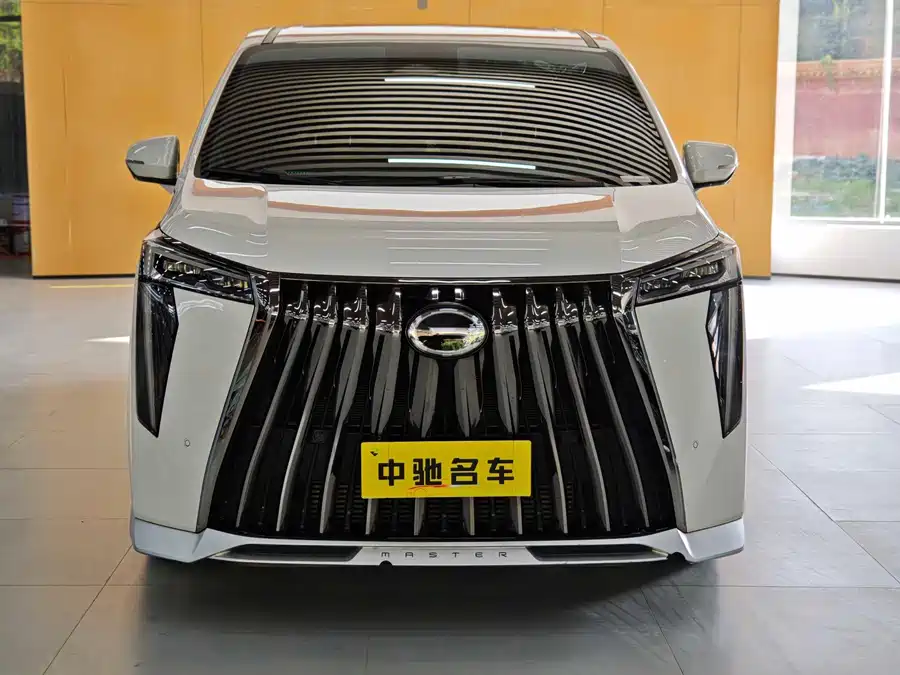 GAC Trumpchi M8