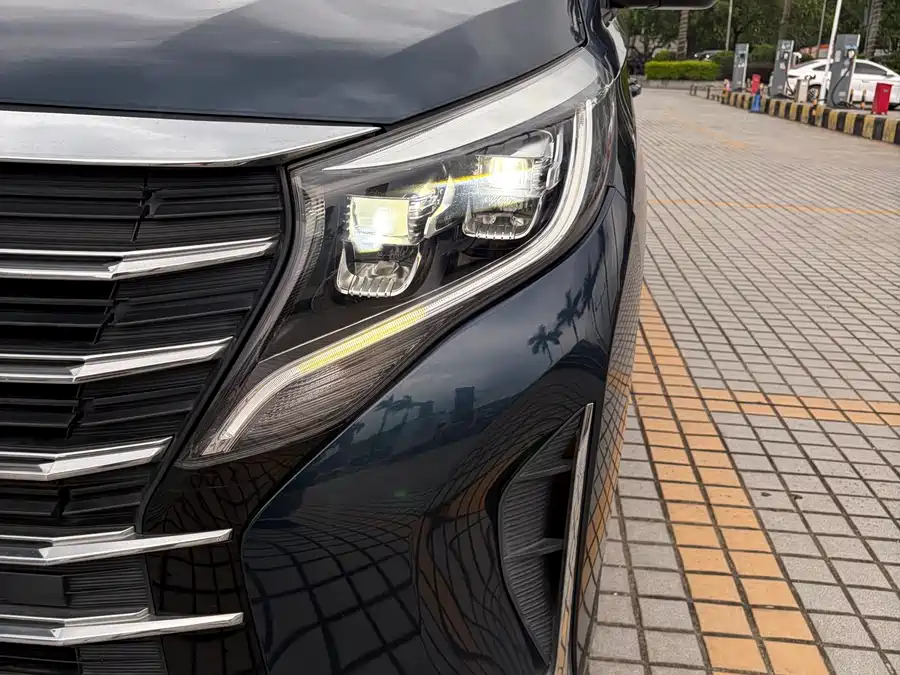 GAC Trumpchi M8