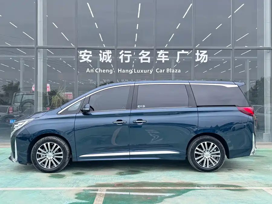 GAC Trumpchi M8