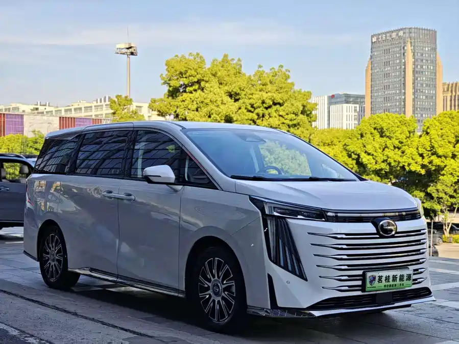 GAC Trumpchi E9