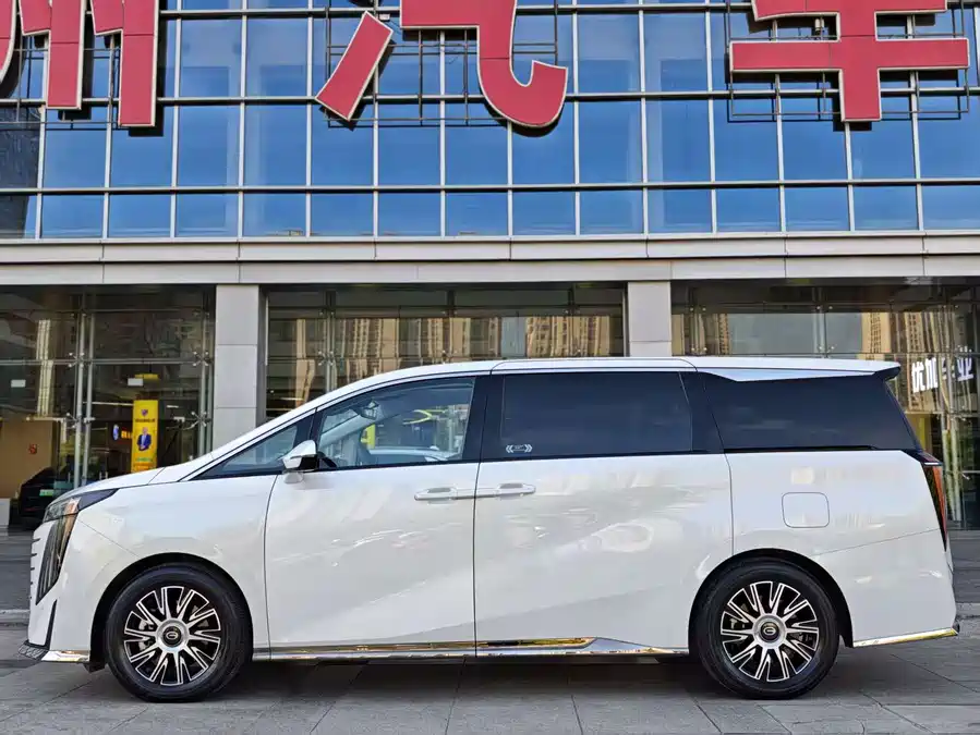GAC Trumpchi E9