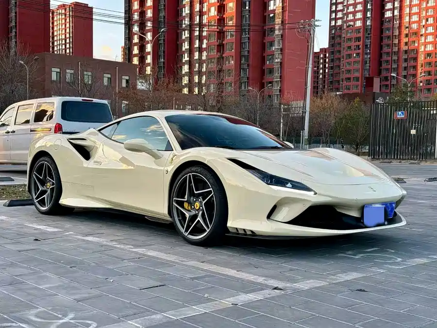 Ferrari F8