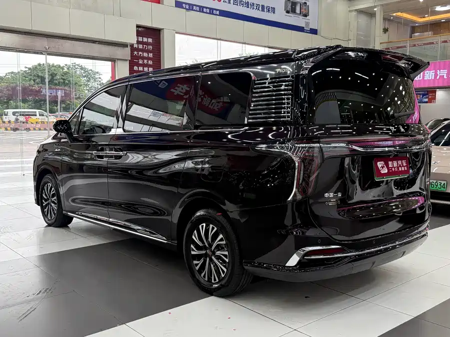 Hongqi HQ9 PHEV
