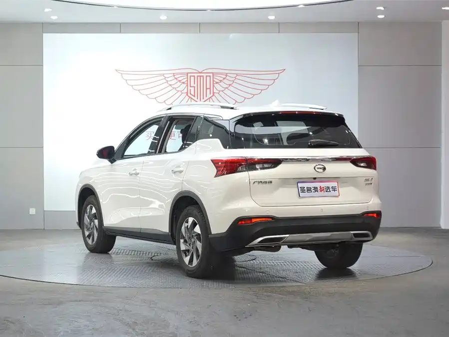 GAC Trumpchi GS4