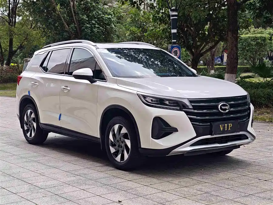 GAC Trumpchi GS4