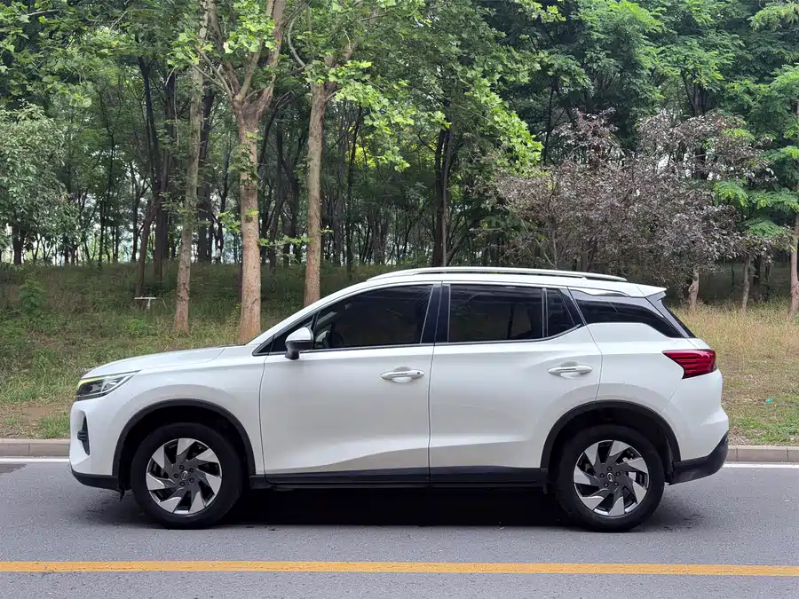 GAC Trumpchi GS4
