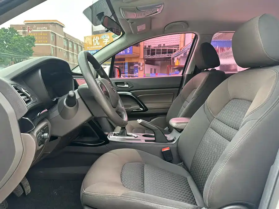 GAC Trumpchi GS4