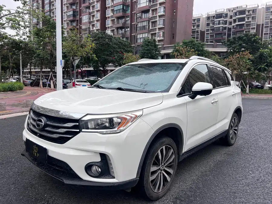 GAC Trumpchi GS4