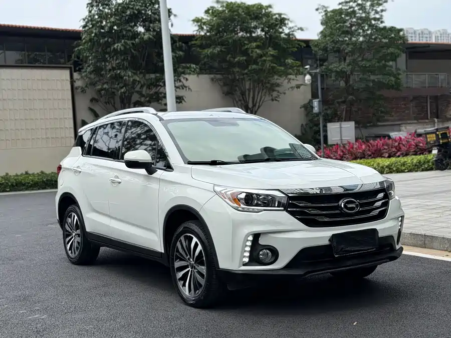 GAC Trumpchi GS4