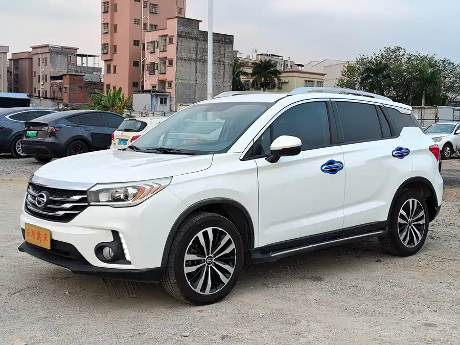 GAC Trumpchi GS4