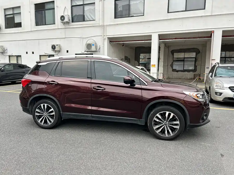 GAC Trumpchi GS4