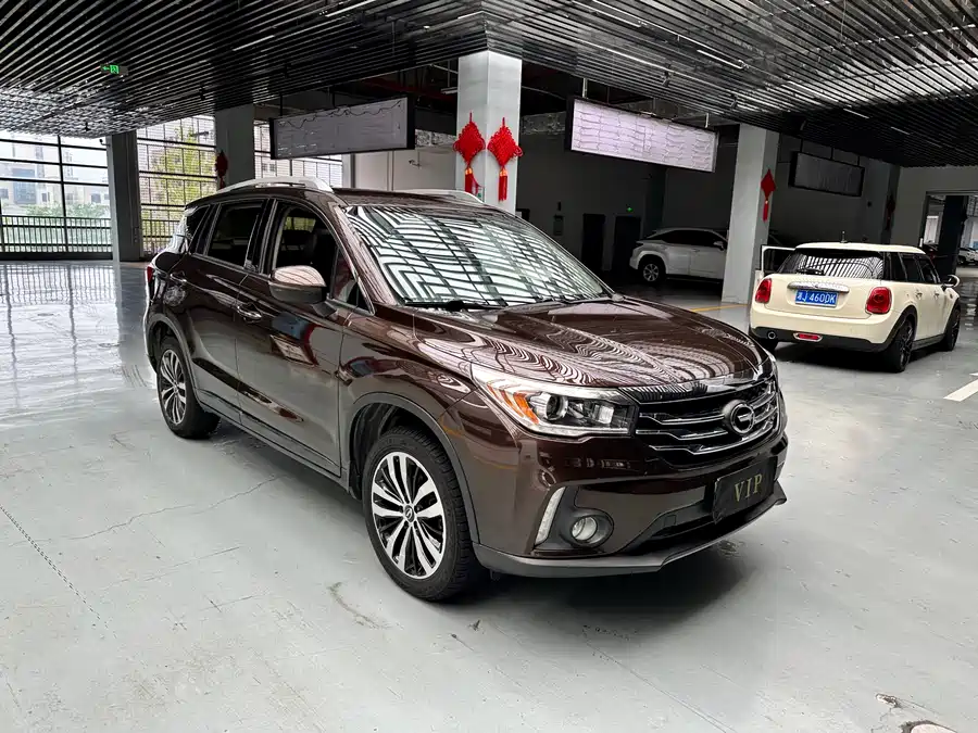 GAC Trumpchi GS4