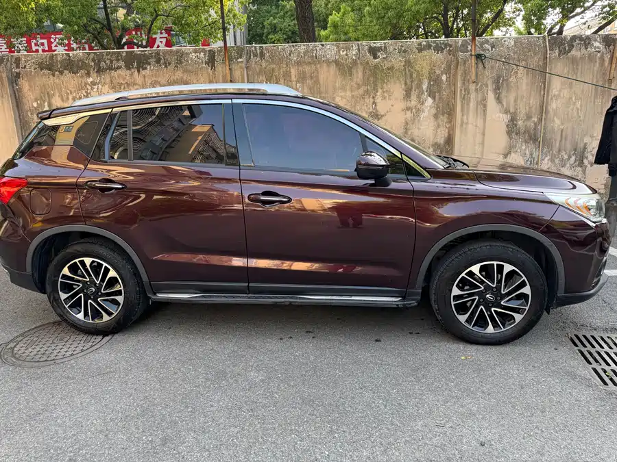 GAC Trumpchi GS4