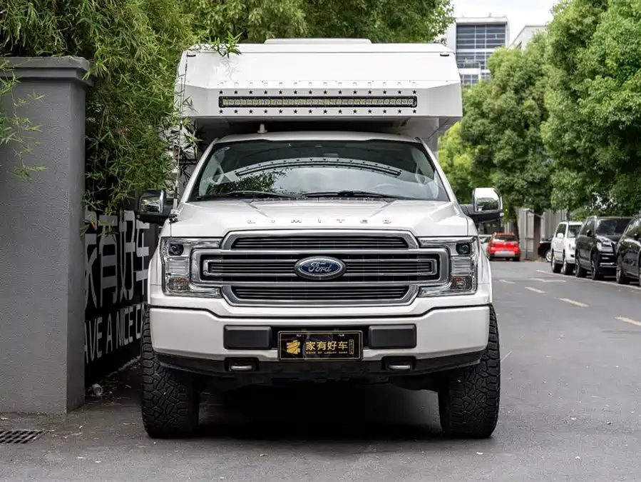 Ford F-150 Raptor
