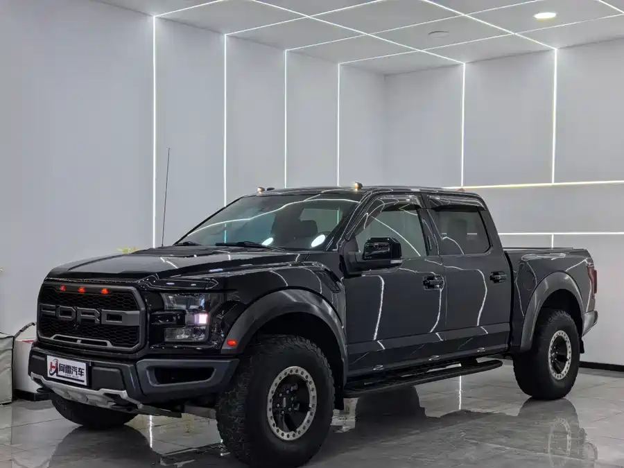 Ford F-150 Raptor