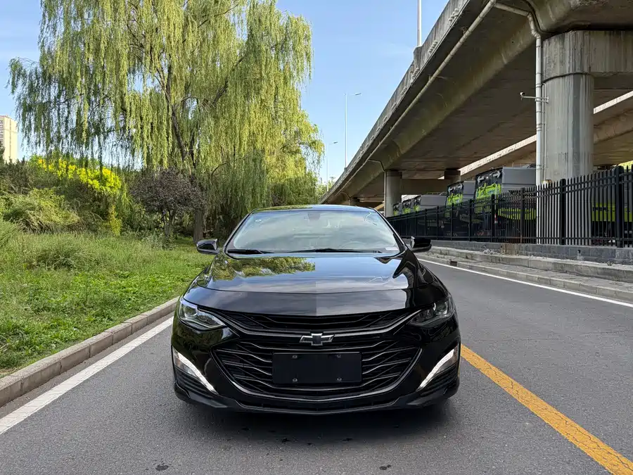 Chevrolet Malibu XL