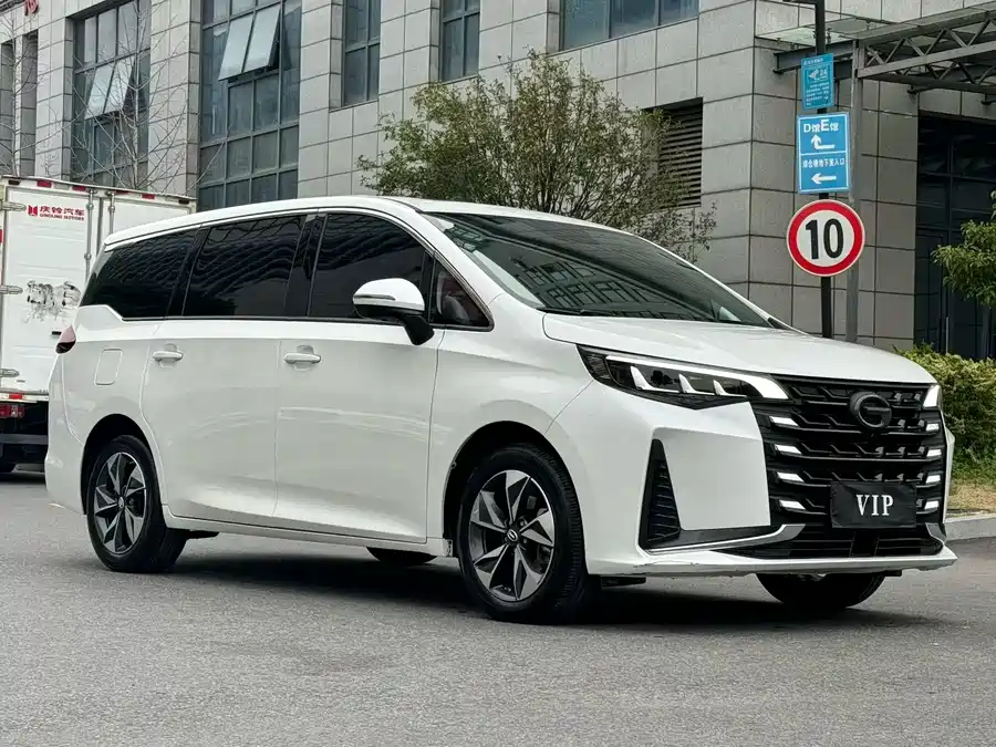GAC Trumpchi M6