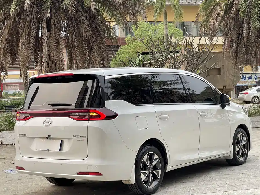 GAC Trumpchi M6