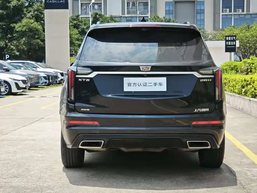 Cadillac XT6