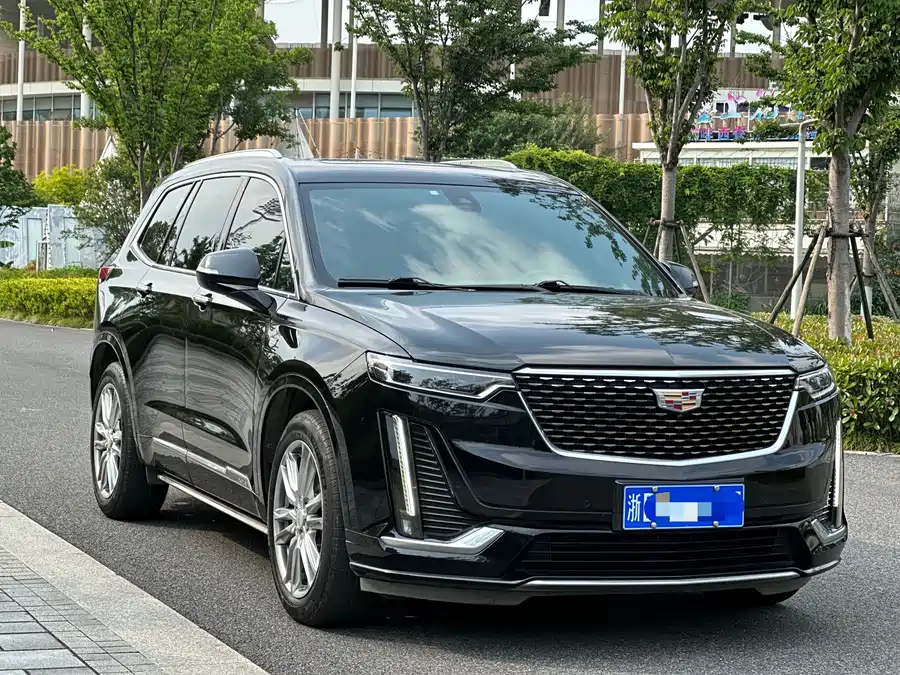 Cadillac XT6