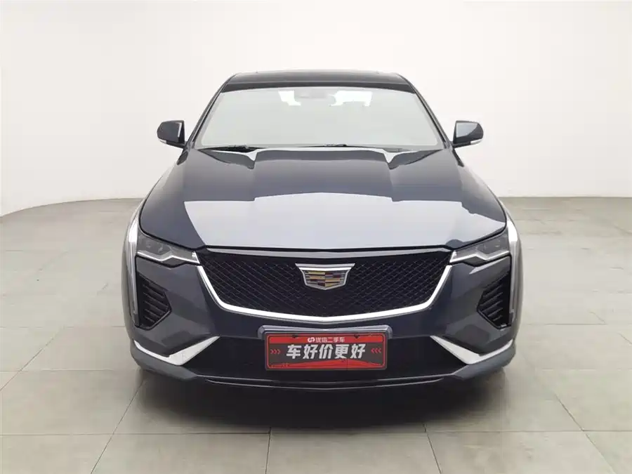 Cadillac CT4