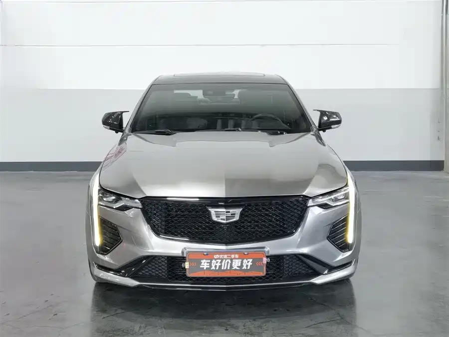 Cadillac CT4
