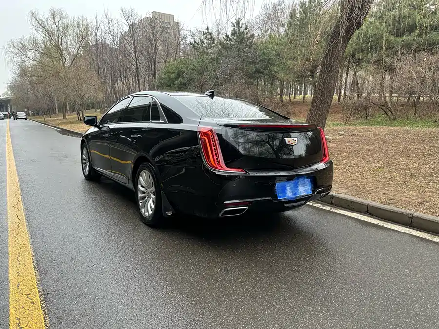 Cadillac XTS