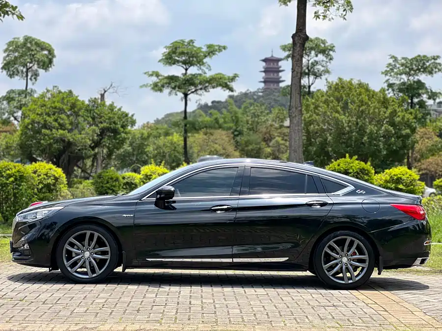 Hongqi H5