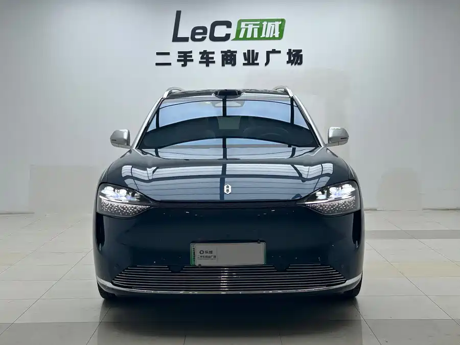 AITO Wenjie M9