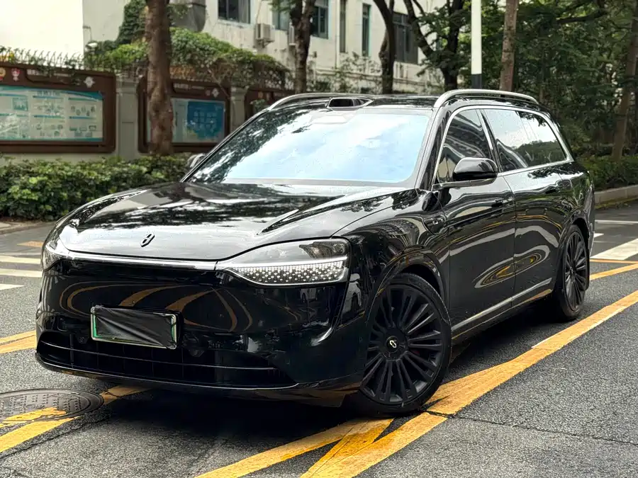 AITO Wenjie M9