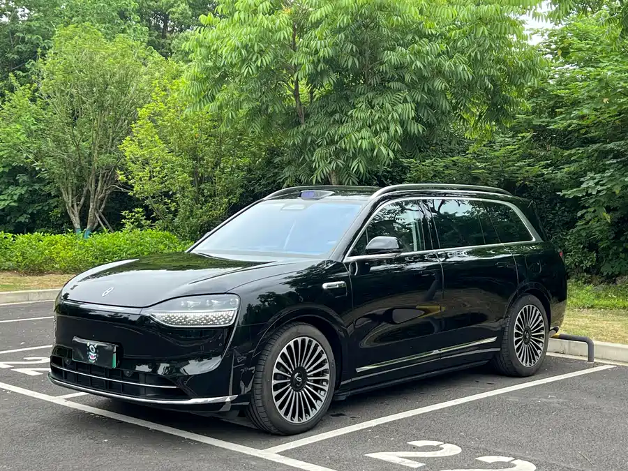 AITO Wenjie M9