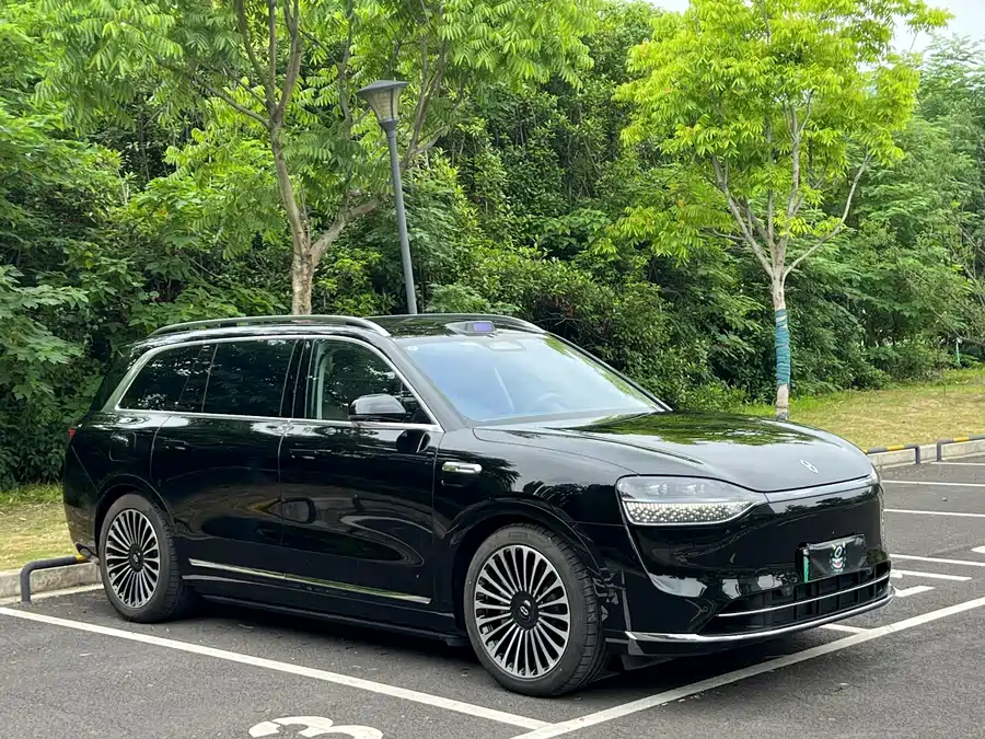 AITO Wenjie M9